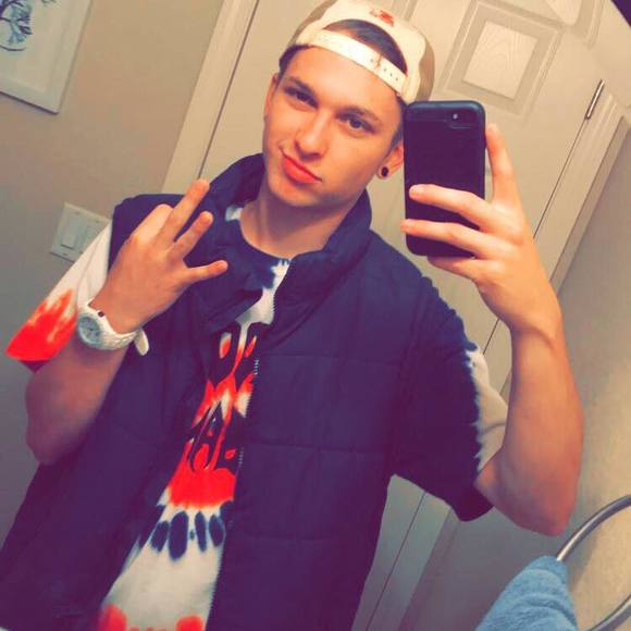 Meet your Posher, Jordan - Picture 1 of 1